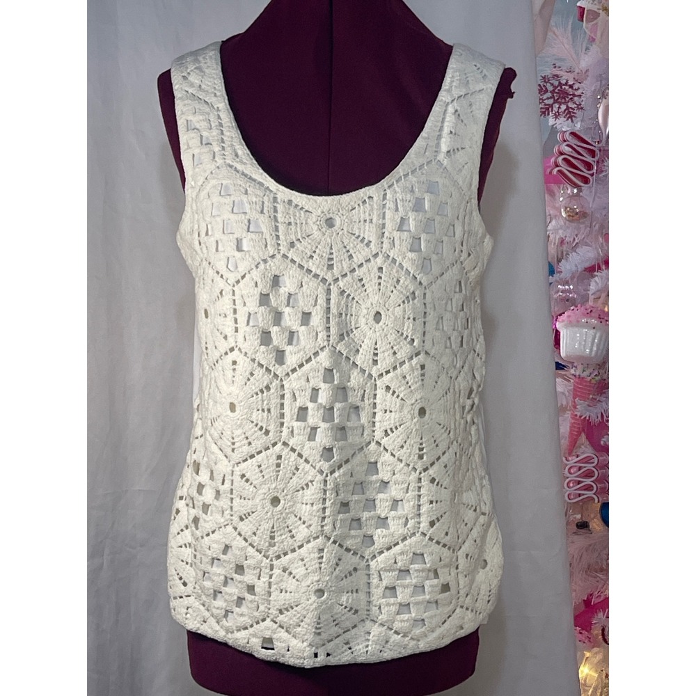 Maurices Crochet Front Tank Top Womens Med White NWT Geometric Boho Scoop Neck